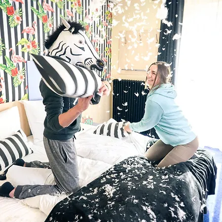 فندق Hit The Sky