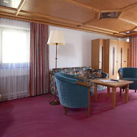 Hit The Sky فندق