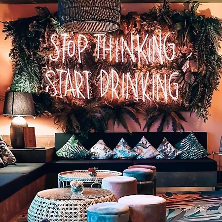 Hit The Sky فندق 4*