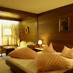 Hotel Hit The Sky